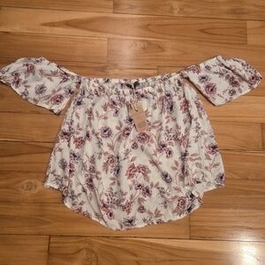 American Eagle Outfitters Pink Floral Off-Shoulder Blouse